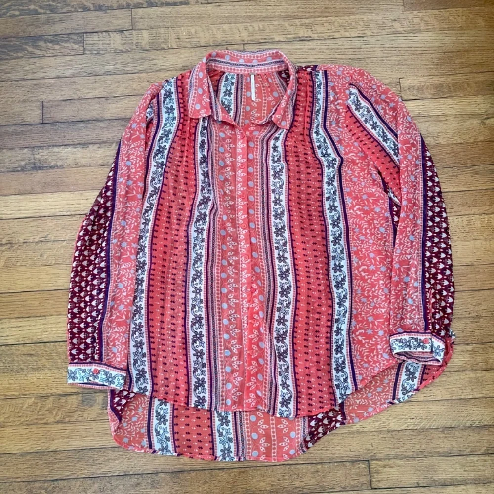 Free People moonlight miles coral patterned sheer blouse Size Large Boho - Picture 4 of 9